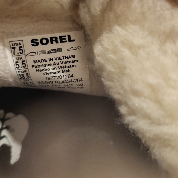 Sorel Out N About III Conquest Boots Size 7.5 - Picture 10 of 13